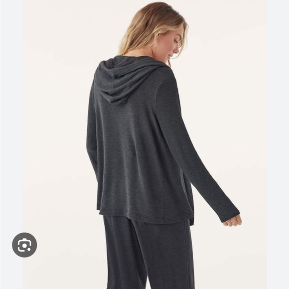 Splendid Hooded Cardigan get size medium - Picture 2 of 6